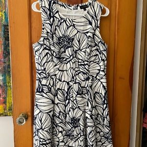 Limited dress size 8 red white and blue floral!